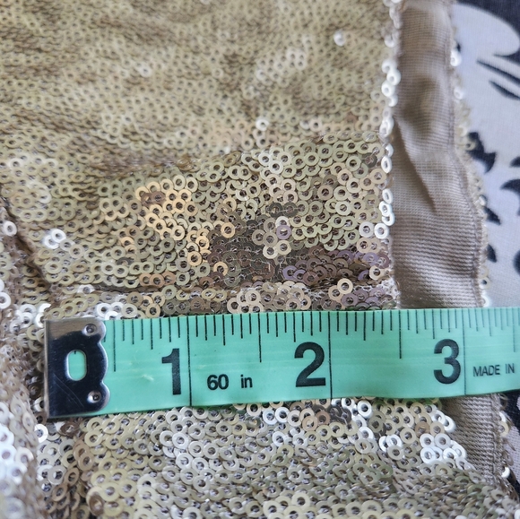 Jessica Simpson Gold Sequined Antoinette Party Shorts 2.5" Inseam Women's L - Picture 3 of 6